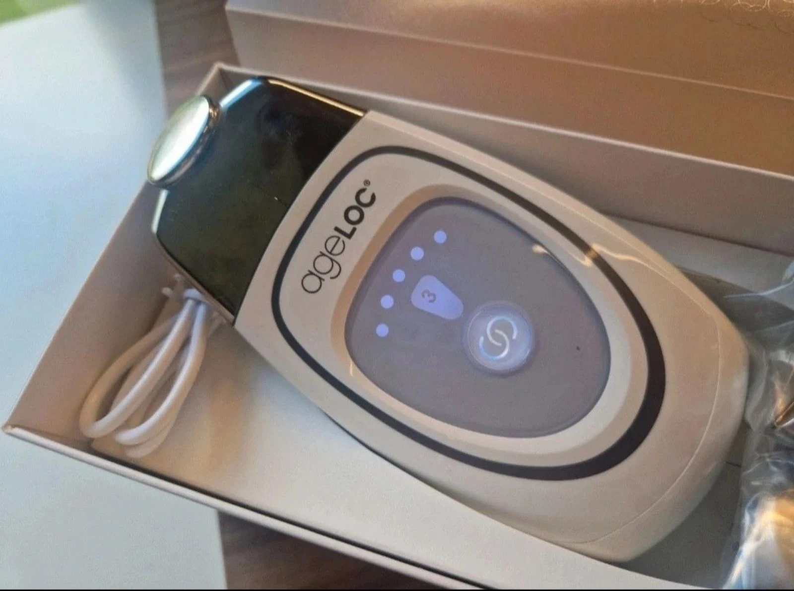 ageloc galvinic spa van nuskin nu – photo 2